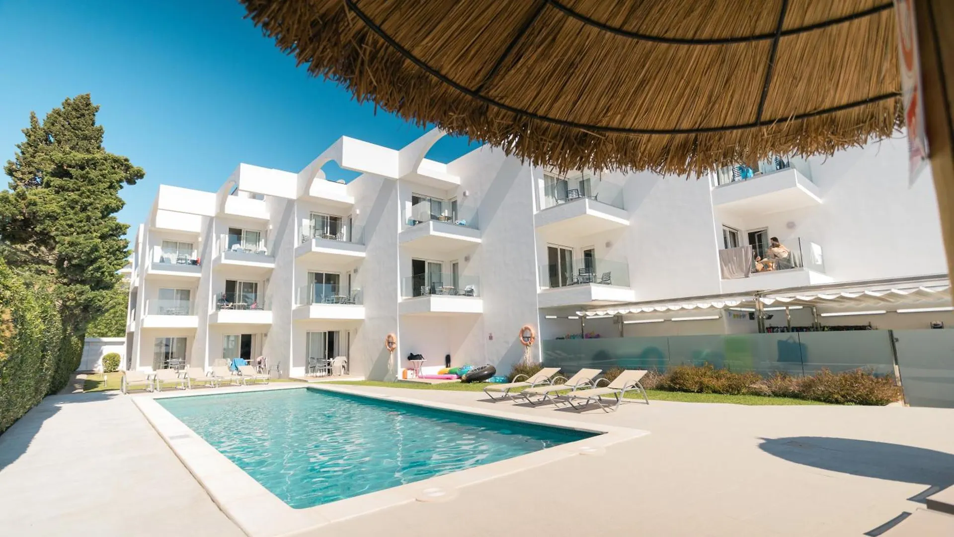 Apartamentos Bellamar Port de Pollenca Spain